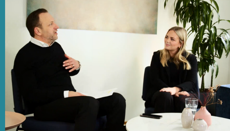 Tilde Ede and Alexander Mason discussing